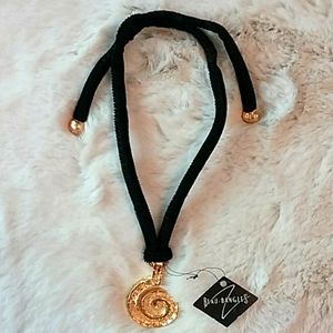 NWT Beau Bangles velvet choker